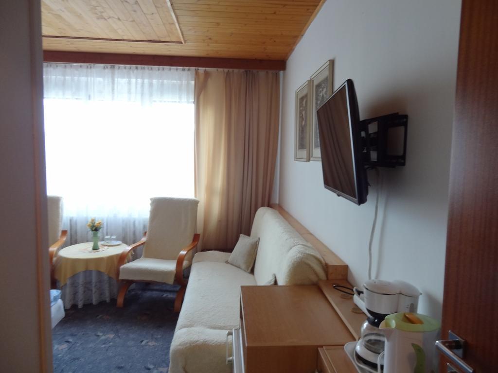 Pension Villa Hany Mariánské Lázně Rom bilde