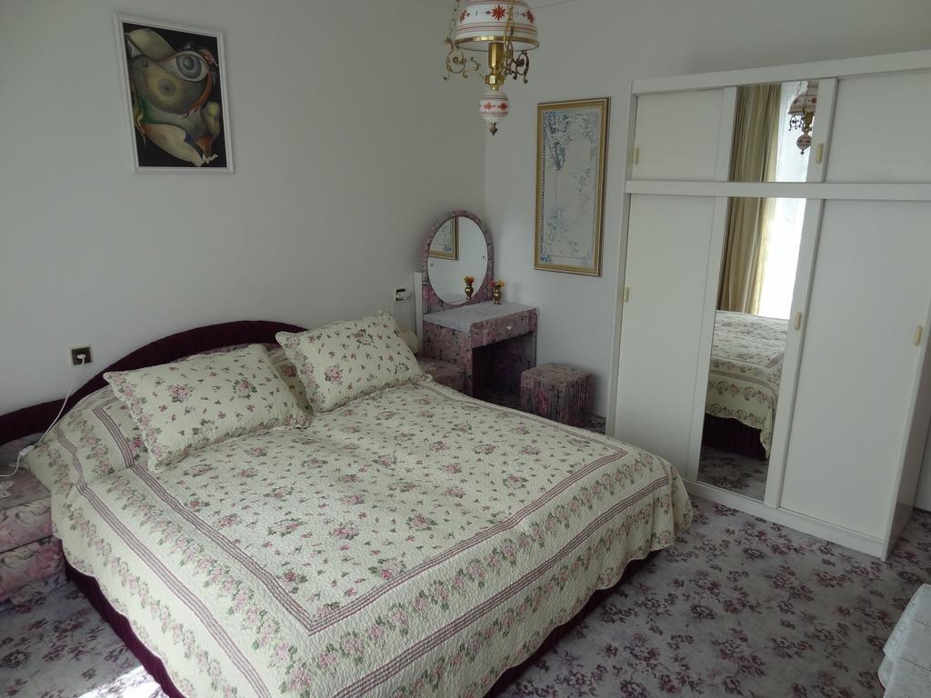 Pension Villa Hany Mariánské Lázně Rom bilde